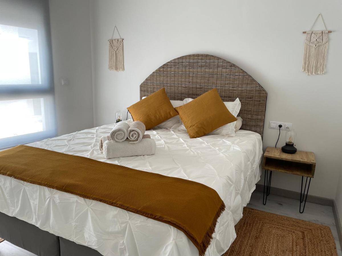 Apartamento De Lujo Con Piscina En Тарифа Екстериор снимка